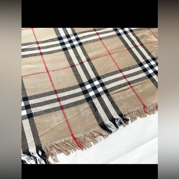 Burberry Cashmere Silk Oversized Scarf/Shawl. - Picture 7 of 11
